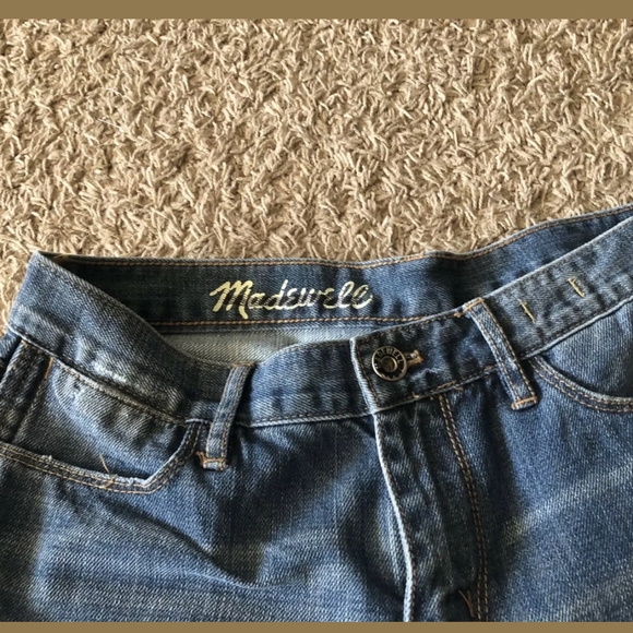 Madewell High-rise Distressed Jean shorts - Picture 2 of 3